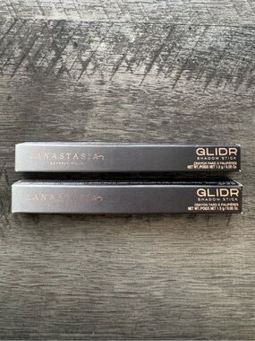 Anastasia Beverly Hills Glide Shadow Stick - Black Packaging